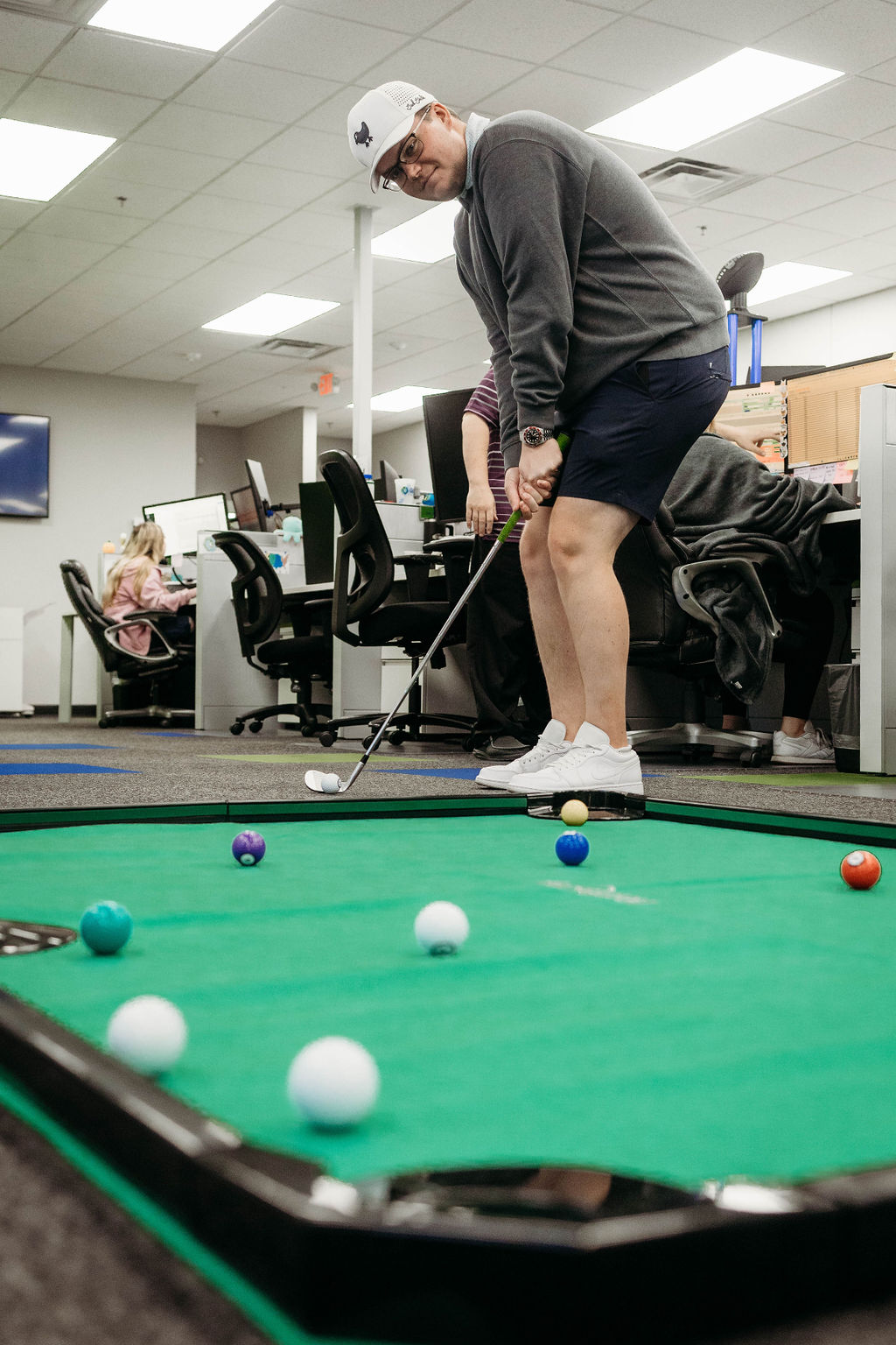 Get comprehensive benefits and unlimited earning potential with our commission program.